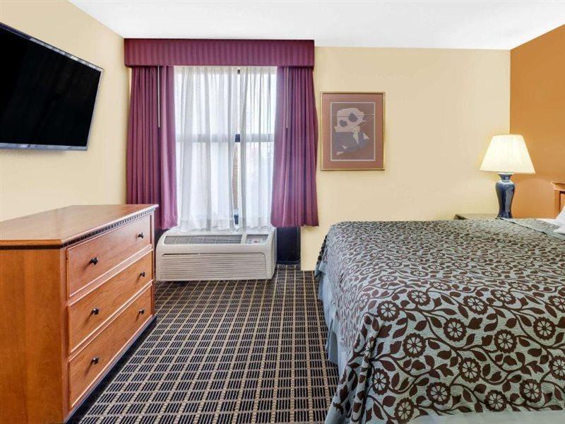 Days & By Wyndham Motel 3*